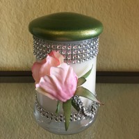 11 oz Dome Festive Green Top with Flower Wrapped in Rhinestones